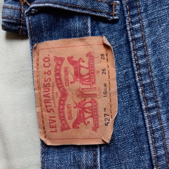 Levis 527 slim boot cut low rise 26x28 run small - Picture 5 of 5
